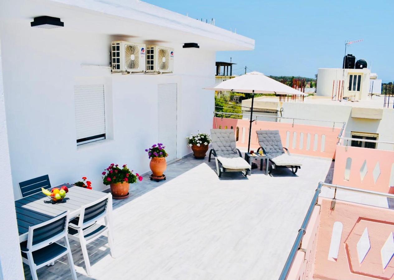 Cozy Renovated Apartment "Filoxenia" カト・ダラトソ エクステリア 写真