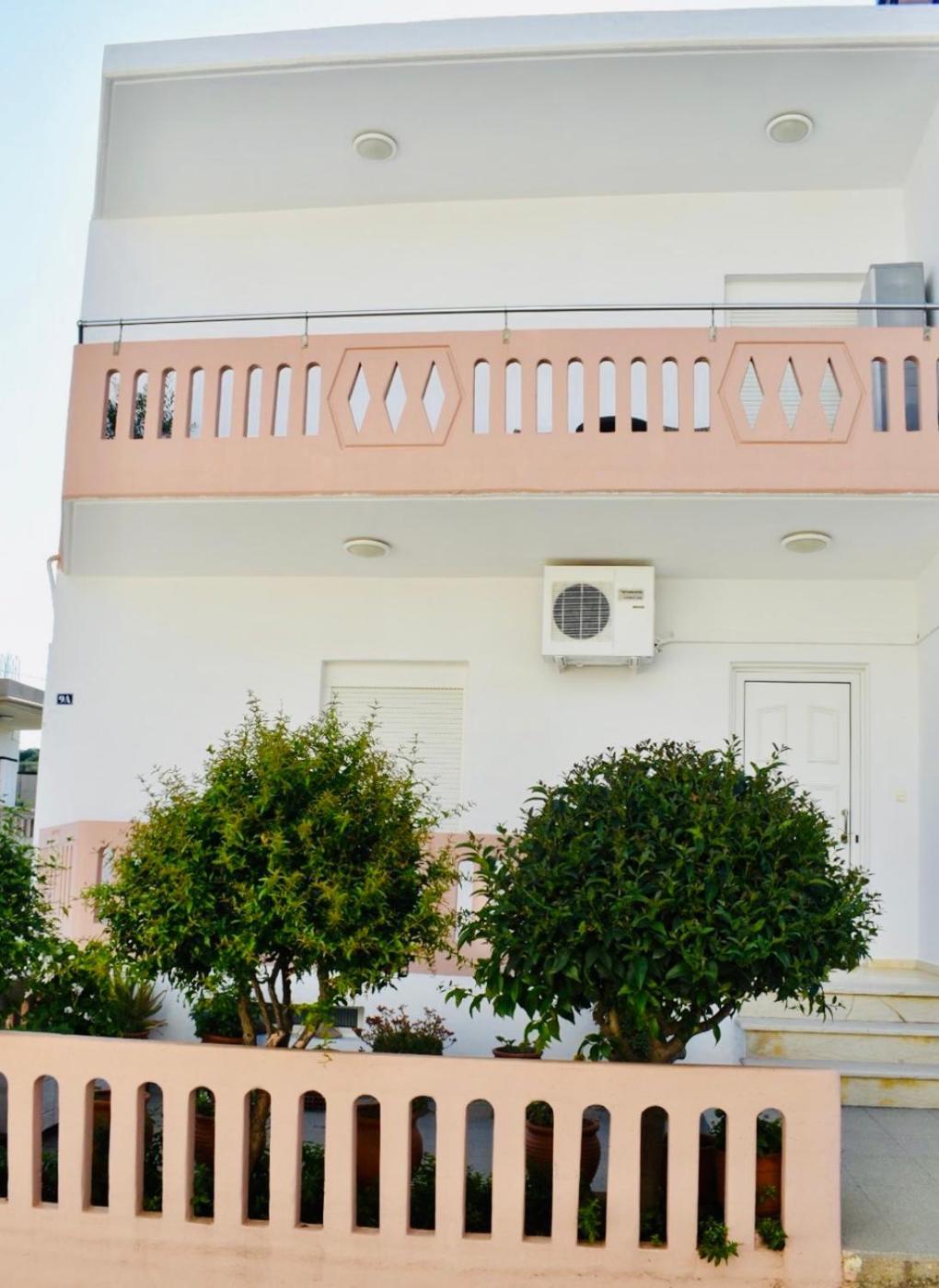 Cozy Renovated Apartment "Filoxenia" カト・ダラトソ エクステリア 写真
